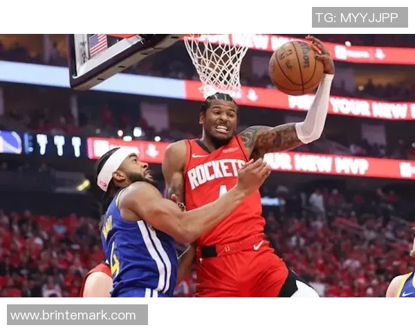 手感冰凉！杰伦-格林上半场11投仅2中，得到4分2篮板1助攻